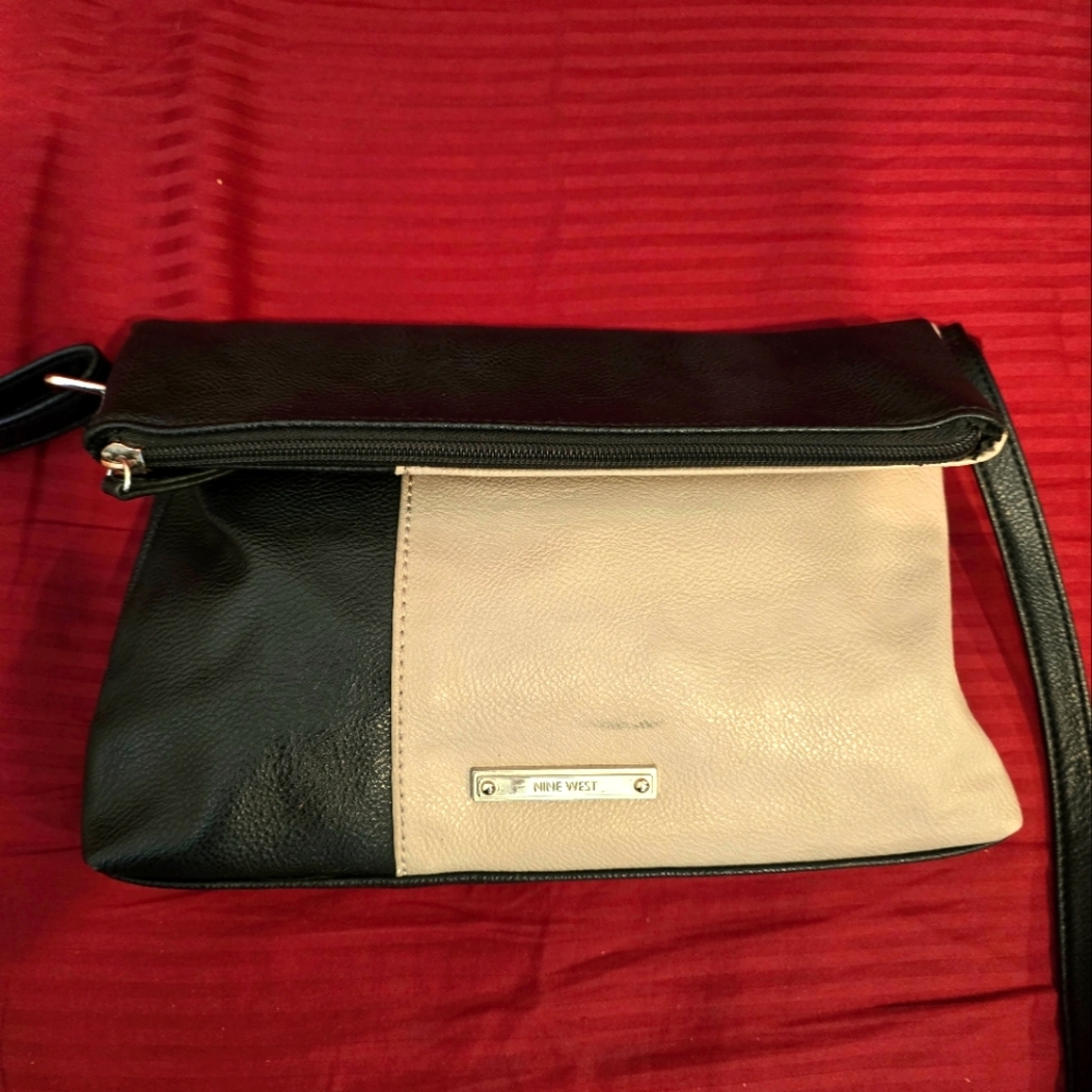 Bag - Picture 1 of 4